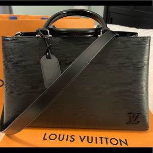 Epi Leather Louis Vuitton Shoulder Bag